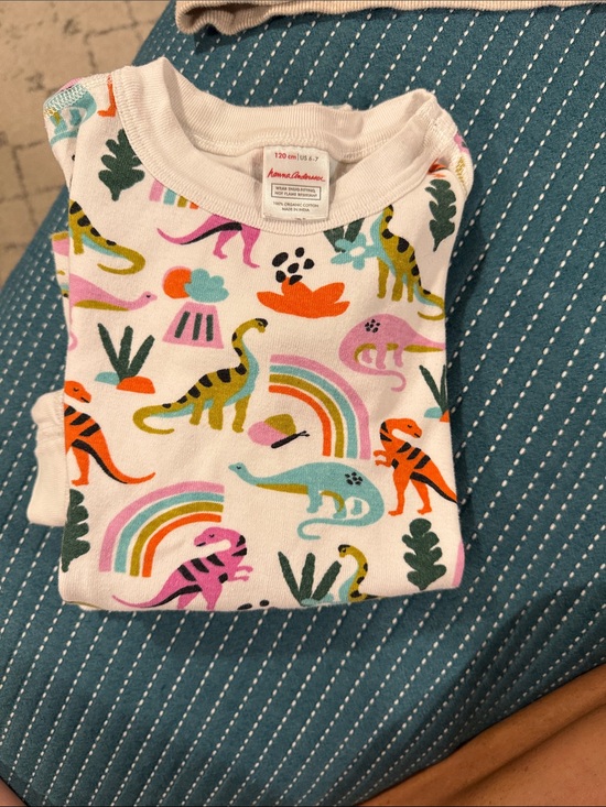 Hanna Andersson Other - Hanna Andersson White Rainbow & Dino Printed Pajama set long sleeve top and pant